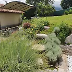 Demark Nyaraló *